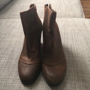 Never worn Bar III Jillian Brown booties